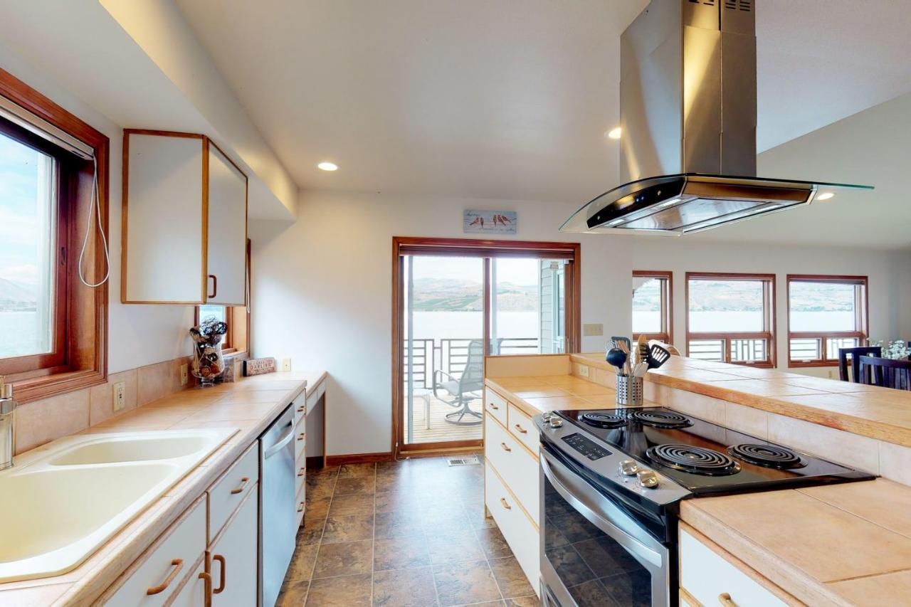 South Lakeshore Waterfront Oasis Chelan Esterno foto